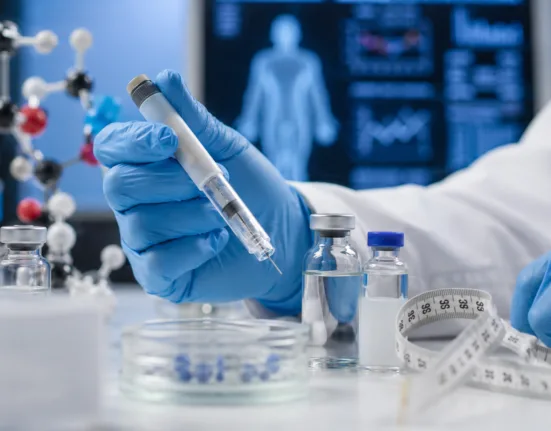 Laboratory research into next-generation obesity treatments highlights Ascletis Pharma Inc.’s preclinical ASC37 triple peptide agonist, which produced greater weight loss than tirzepatide in a diet-induced obese mouse study. Representative image.