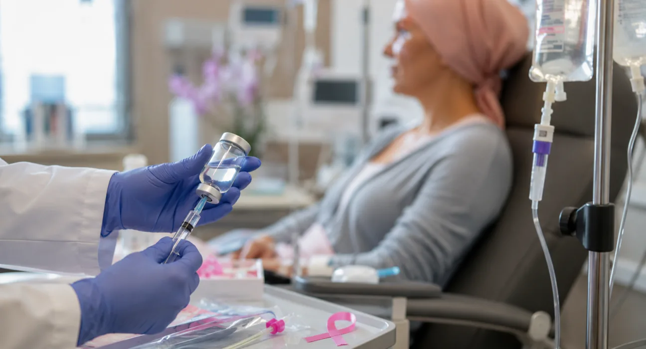 Akeso advances its breast cancer pipeline as the Phase II AK146D1 study evaluates the TROP2/Nectin-4 bispecific ADC in combination with ivonescimab in advanced HER2-negative breast cancer. Representative image.