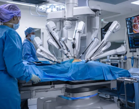 Johnson & Johnson’s OTTAVA robotic surgical system has received FDA De Novo authorization for multiple upper-abdominal procedures, bringing a table-integrated robotic surgery platform into competition for the next generation of operating rooms. Representative image.